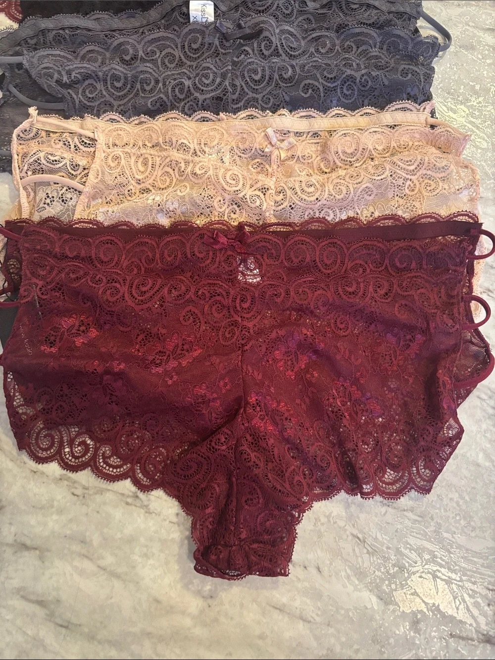 NWT! 5 Pc Kiss Lace Silky Bikini Briefs in Burgundy, Black, Gray & Cream
